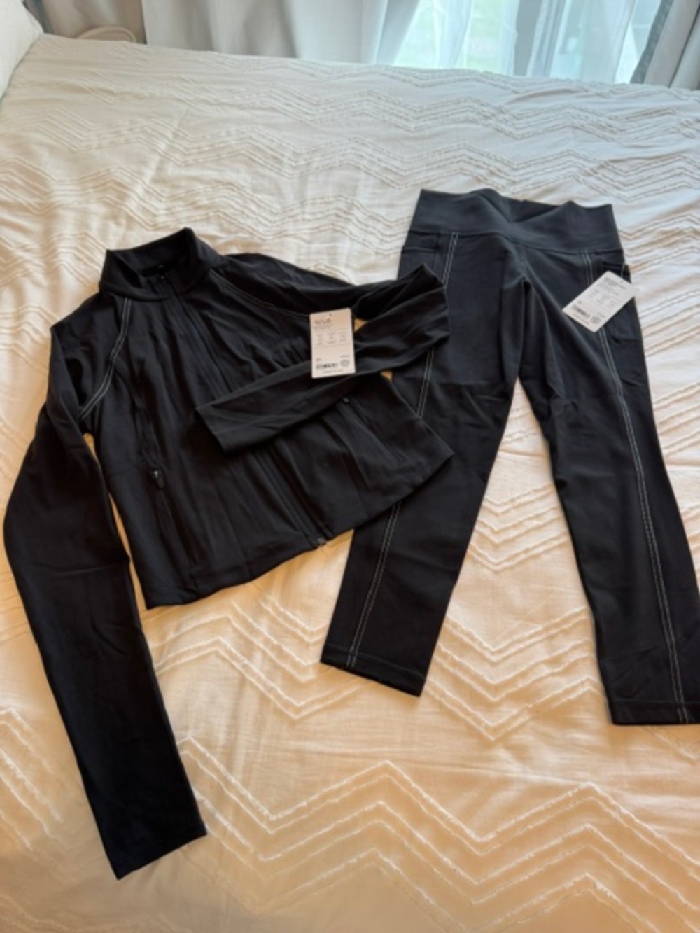 ATHLETA SALUTATION Crop Jacket & 7/8 Tight Black - Set M - S